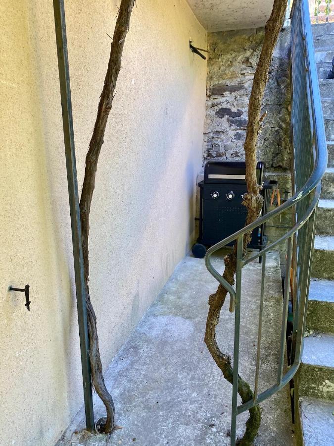 Maison Les Pieds Dans L'Eau Villefort  Kültér fotó